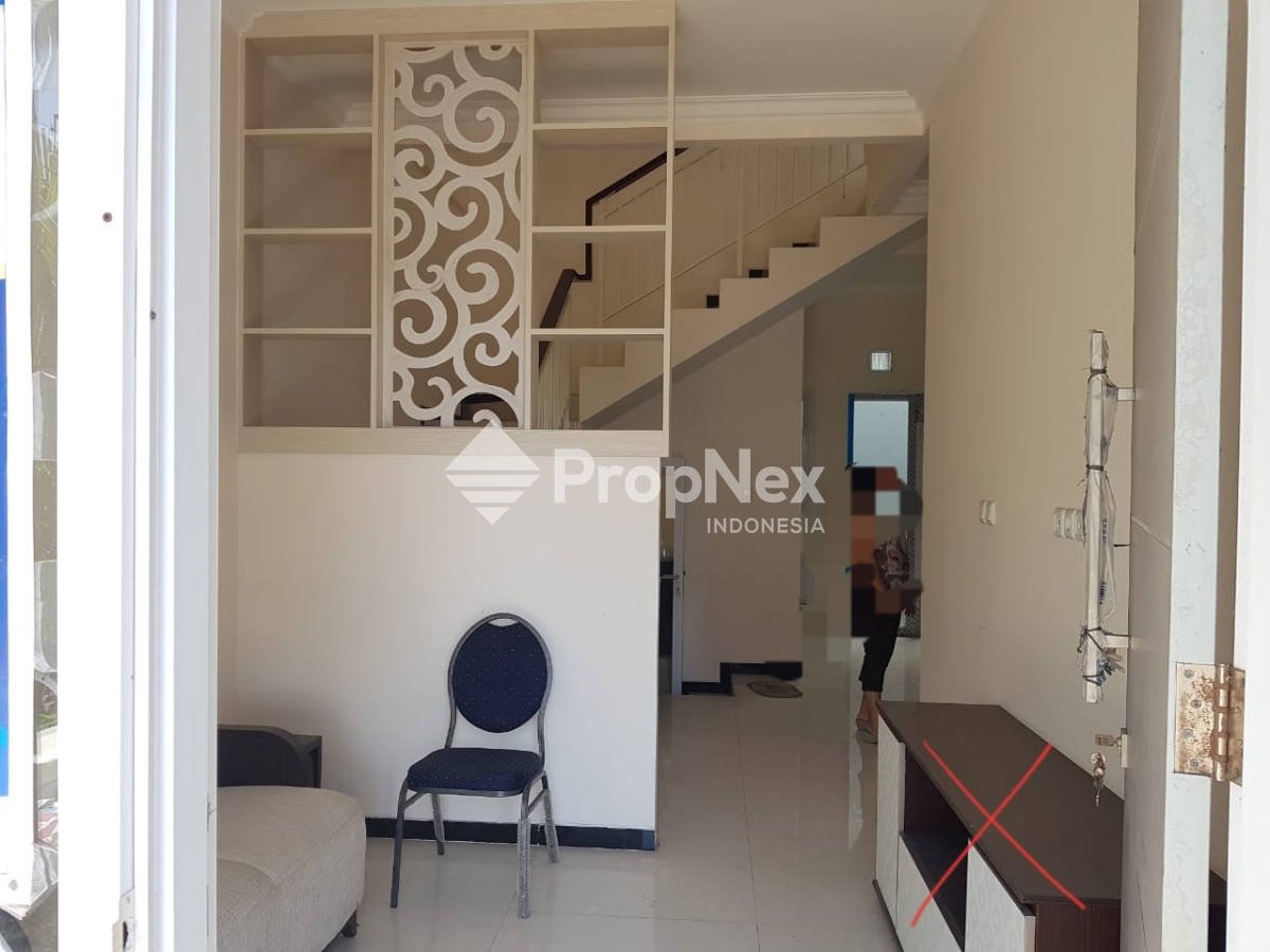 Dijual Rumah Siap Huni Furnish Sukolilo Dian Regency 2 — foto 4